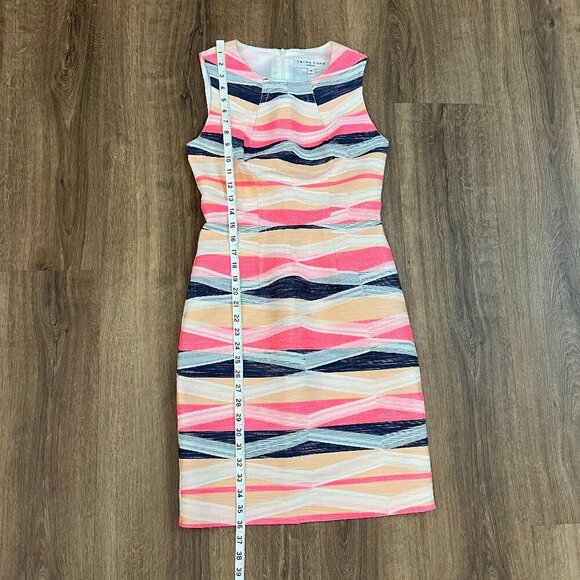 Trina Turk 'Delmi' Jacquard Stripe Shift Dress Sz 0 - Picture 6 of 9
